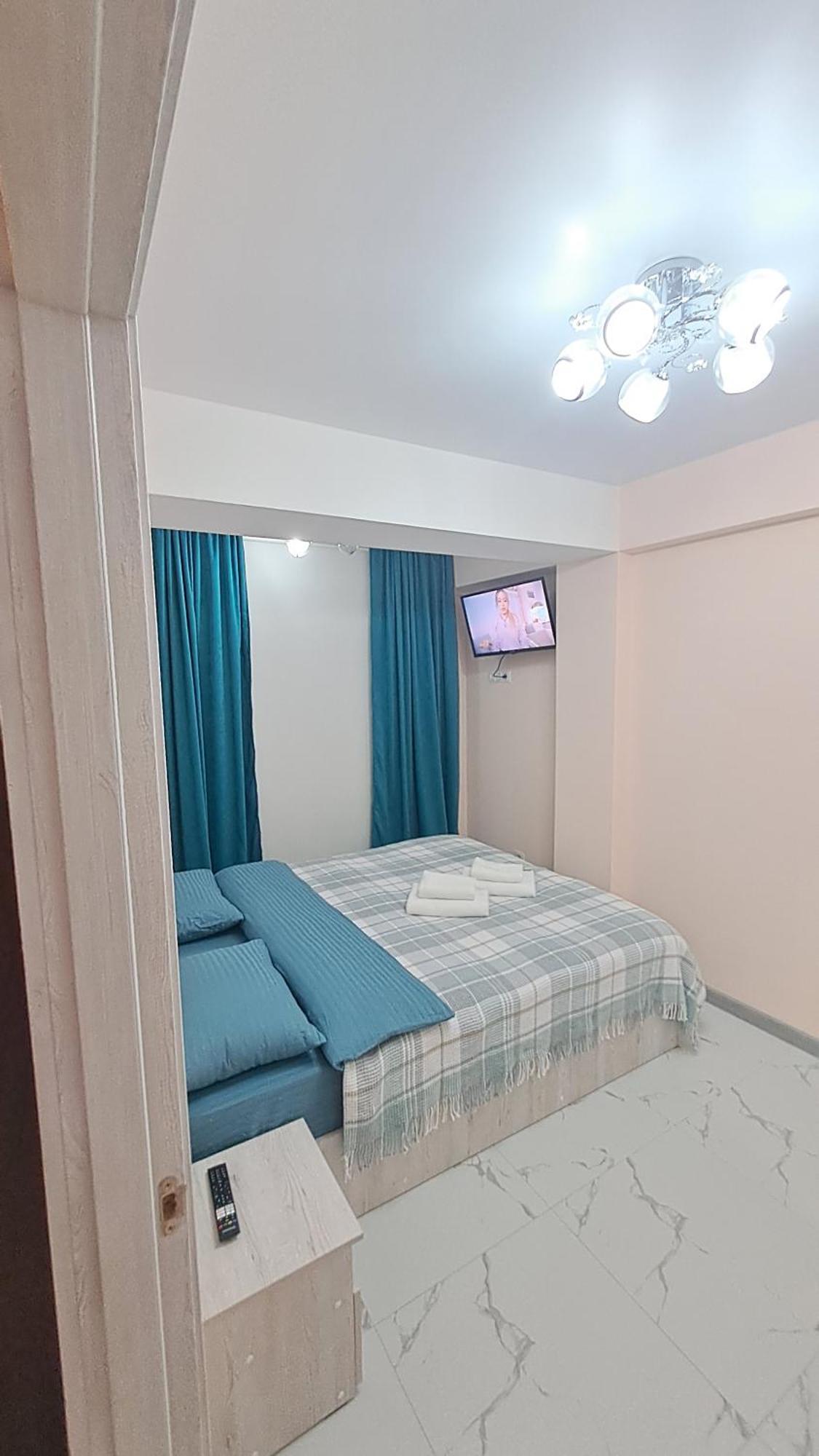 Airport 24&24 Car Parking Apartment Chisinau Ngoại thất bức ảnh