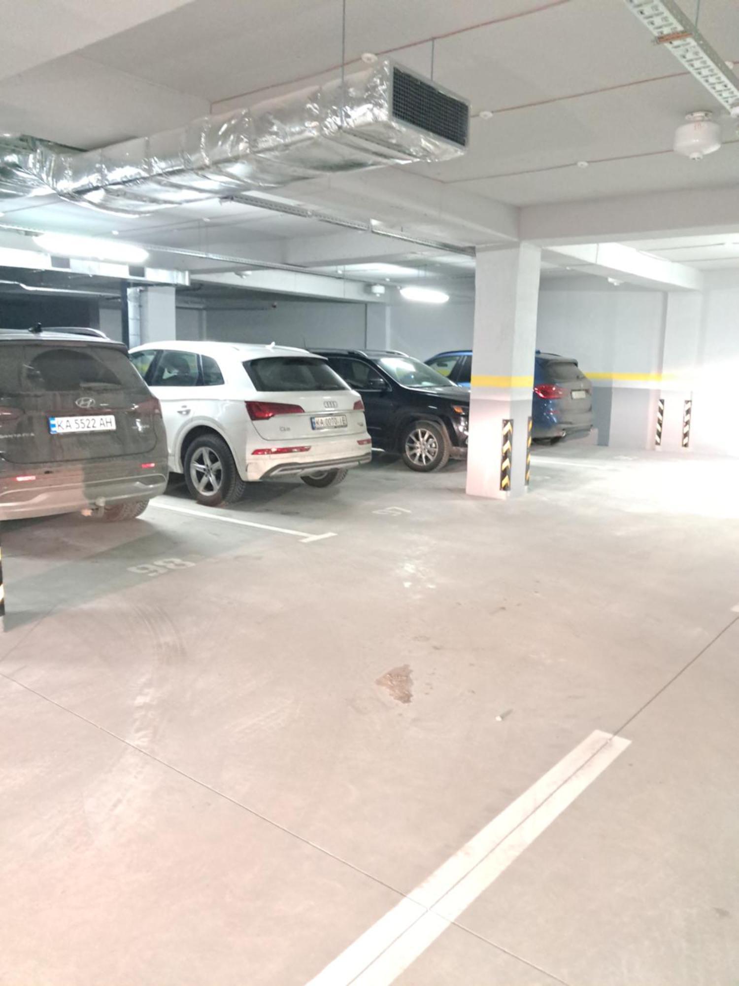 Airport 24&24 Car Parking Apartment Chisinau Ngoại thất bức ảnh