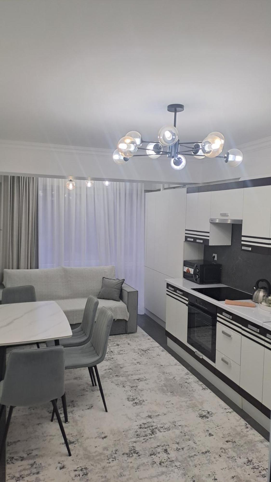 Airport 24&24 Car Parking Apartment Chisinau Ngoại thất bức ảnh