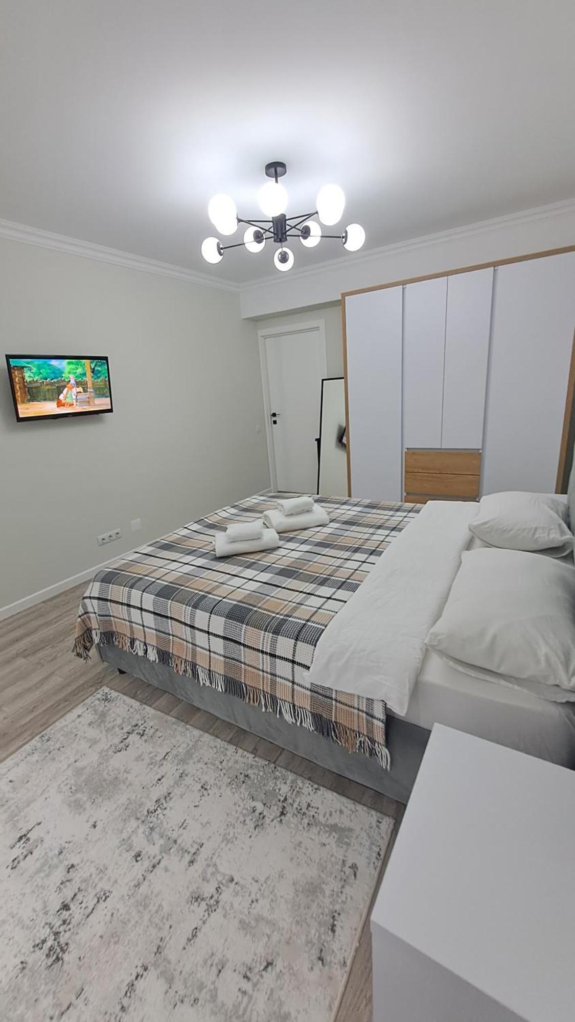 Airport 24&24 Car Parking Apartment Chisinau Ngoại thất bức ảnh