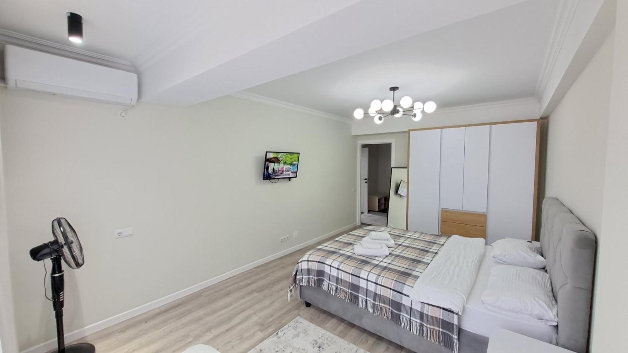 Airport 24&24 Car Parking Apartment Chisinau Ngoại thất bức ảnh