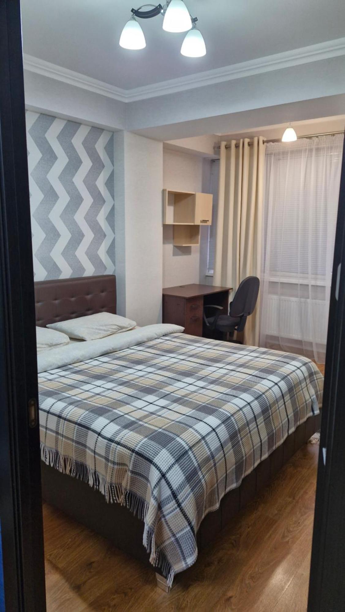 Airport 24&24 Car Parking Apartment Chisinau Ngoại thất bức ảnh